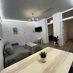 Almendros - Free Parking קורדובה