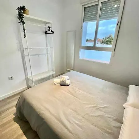 Almendros - Free Parking Appartement *