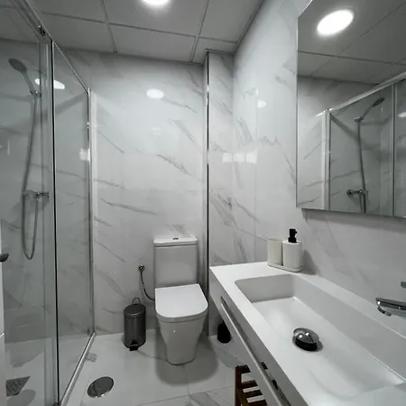 Almendros - Free Parking Appartement