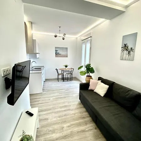 Almendros - Free Parking Appartement