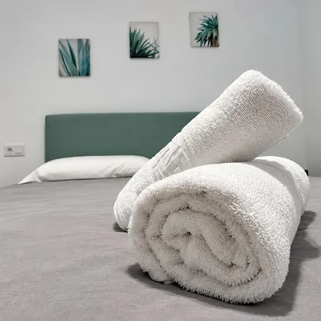 Apartment Almendros - Free Parking *