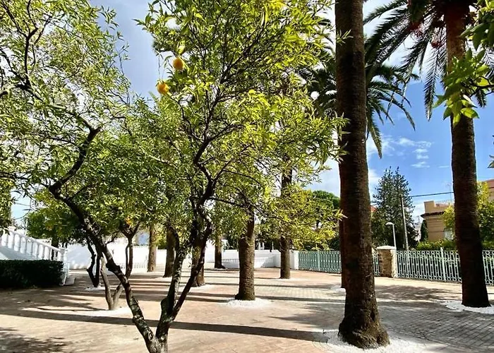 Almendros - Free Parking * Кордова