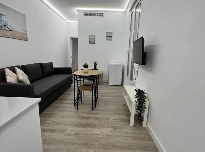 Almendros - Free Parking Апартаменти *