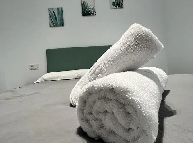 Almendros - Free Parking * Кордова